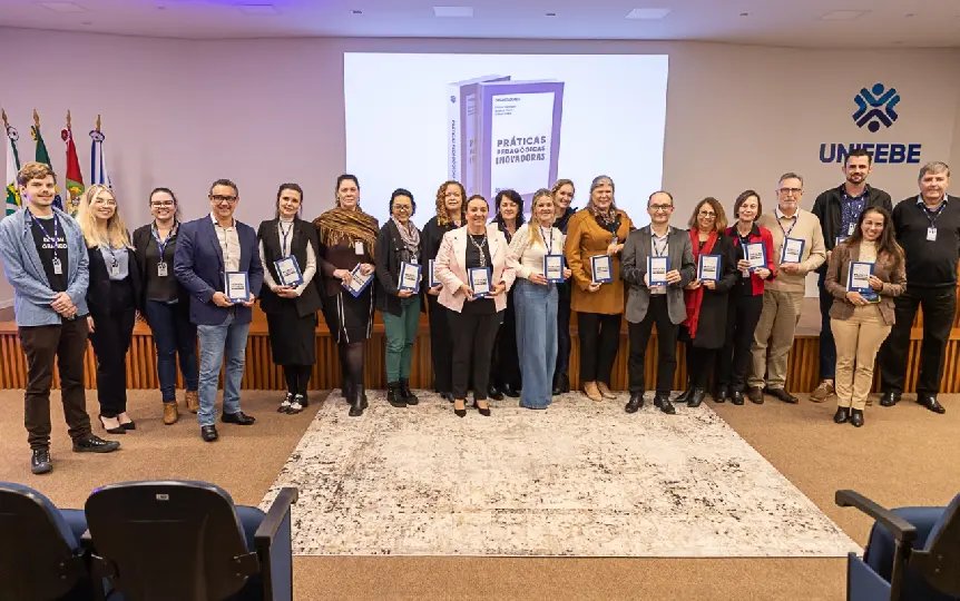 Pr&aacute;ticas Pedag&oacute;gicas adotadas pela Unifebe durante a pandemia s&atilde;o descritas em livro lan&ccedil;ado pela Editora da institui&ccedil;&atilde;o