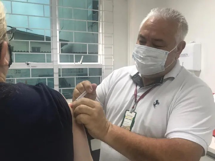 Mais de 1900 doses de vacina s&atilde;o aplicadas no Dia Nacional da Imuniza&ccedil;&atilde;o, em Brusque