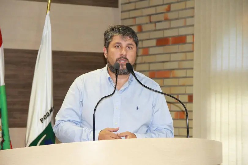 Carnês impressos do IPTU geram prejuizo, diz vereador