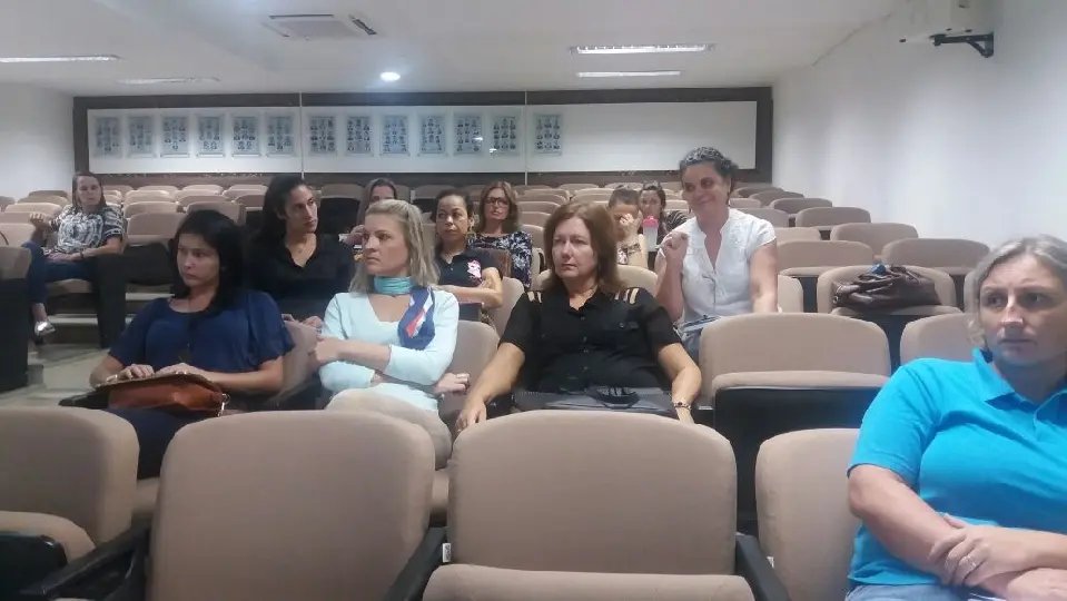 Reunião com diretores aborda primeiros socorros