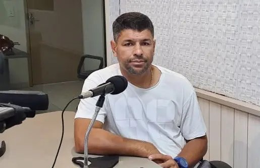 Cl&eacute;ber Schwenck n&atilde;o &eacute; mais o treinador do Carlos Renaux