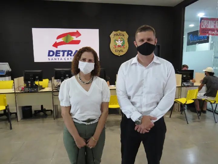 Diretora do Detran de Santa Catarina visita nova unidade de atendimento, em Brusque