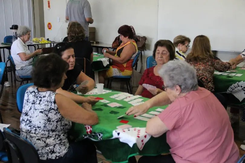 Quase 150 idosos participam dos Jogos da Terceira Idade
