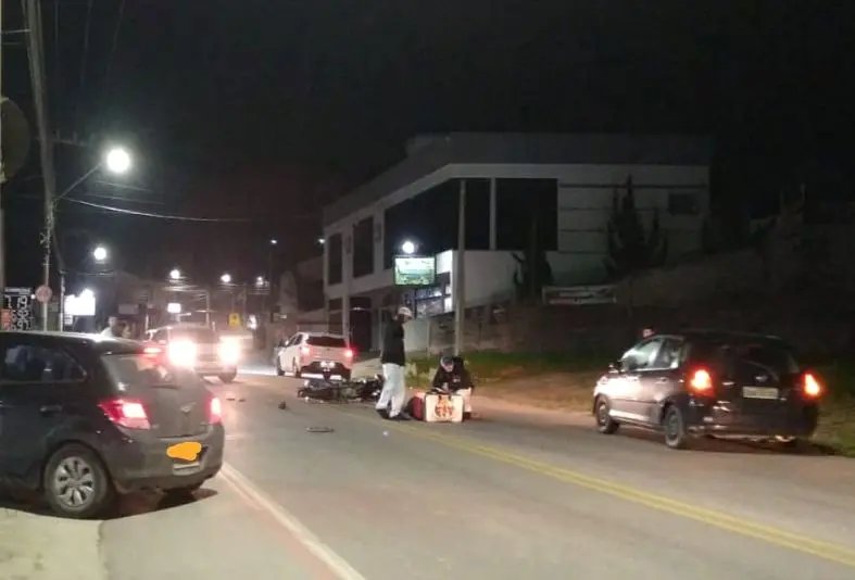  Acidente deixa pessoa ferida no bairro Primeiro de Maio