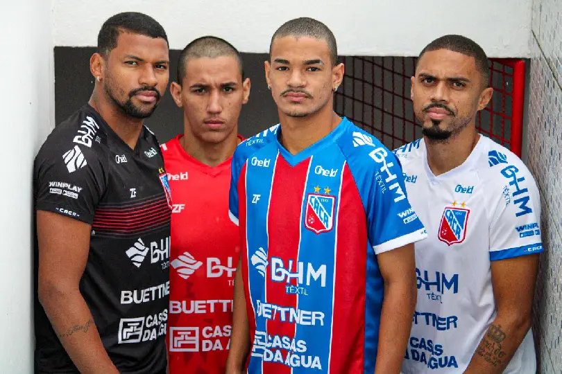 Carlos Renaux lan&ccedil;a os uniformes para a temporada 2022
