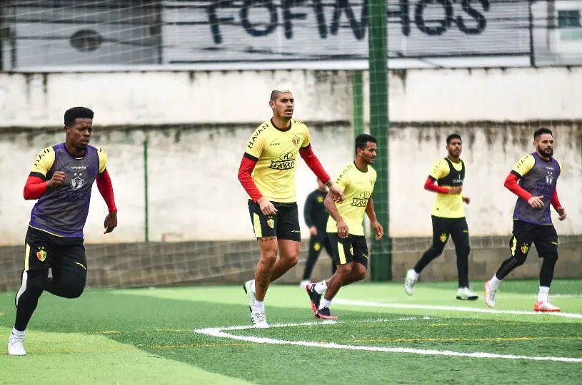 Brusque faz pen&uacute;ltimo treino antes de encarar o N&aacute;utico