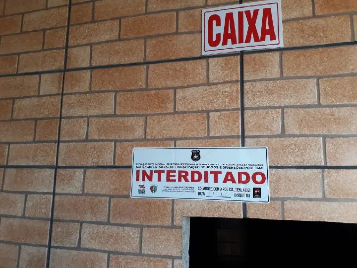 Pol&iacute;cia Civil interdita casa noturna onde droga rolava solta