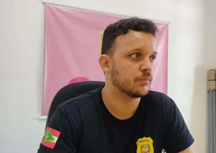  Delegado que investiga  feminic&iacute;dio em Brusque, diz que acusado nega o crime 