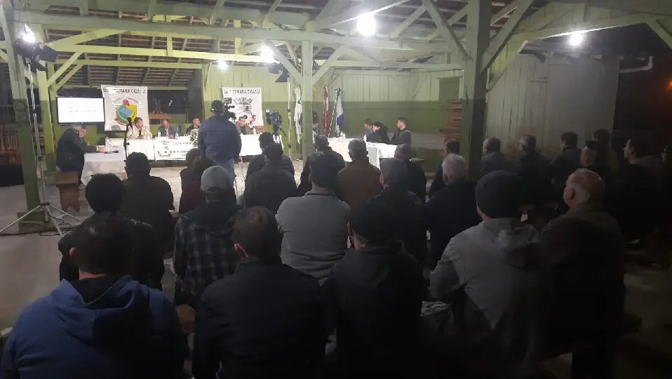 (V&iacute;deo) Lageado Alto recebe sess&atilde;o itinerante da C&acirc;mara, em sess&atilde;o com boa participa&ccedil;&atilde;o de p&uacute;blico
