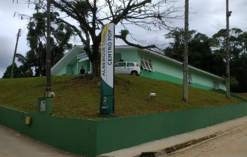 Secret&aacute;rio solicita que Pol&iacute;cia Militar fa&ccedil;a abordagem no Albergue Municipal