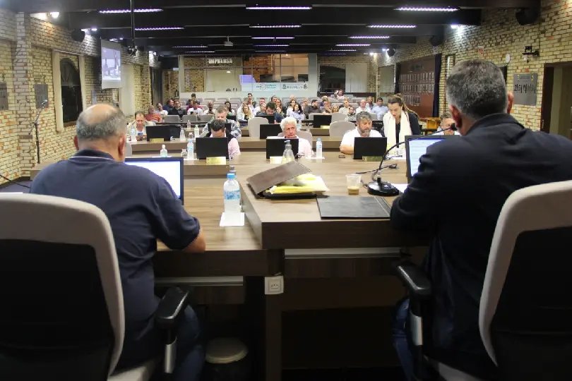 C&acirc;mara cria m&ecirc;s de a&ccedil;&otilde;es e combate &agrave;s drogas