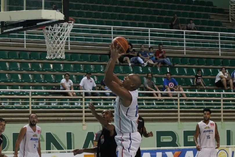 AD Brusque estreia com derrota na Liga Ouro