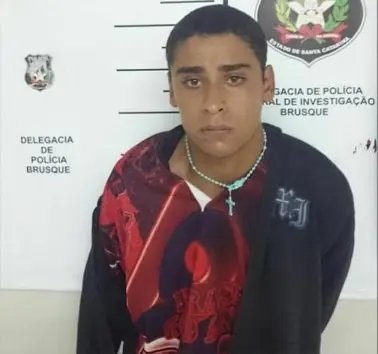 Homem com mandado de prisão ativo é encontrado no Centro