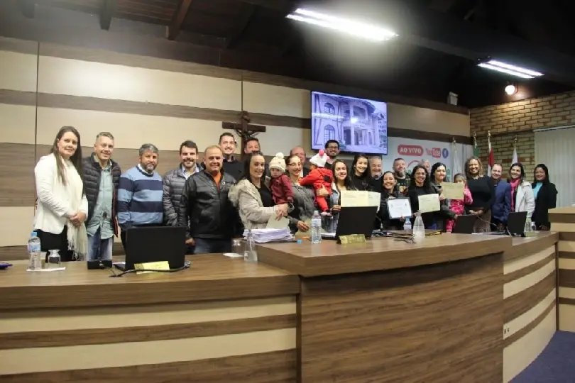 Volunt&aacute;rias do programa Amamenta Brusque recebem homenagem