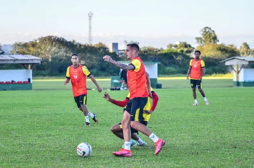 Brusque se reapresenta de olho no Tombense