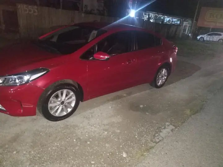Condutor colide contra corpo de motociclista, na rodovia Ivo Silveira