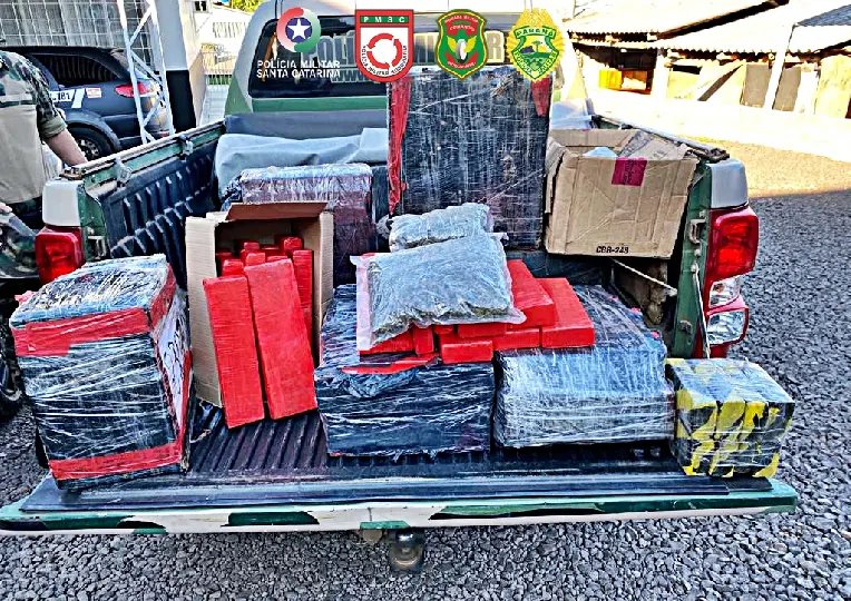 Droga, carros e mercadorias foram apreendidas na opera&ccedil;&atilde;o Fronteira 