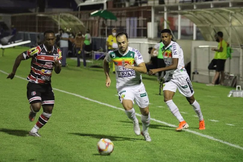Brusque joga bem, mas fica no empate com o Santa Cruz