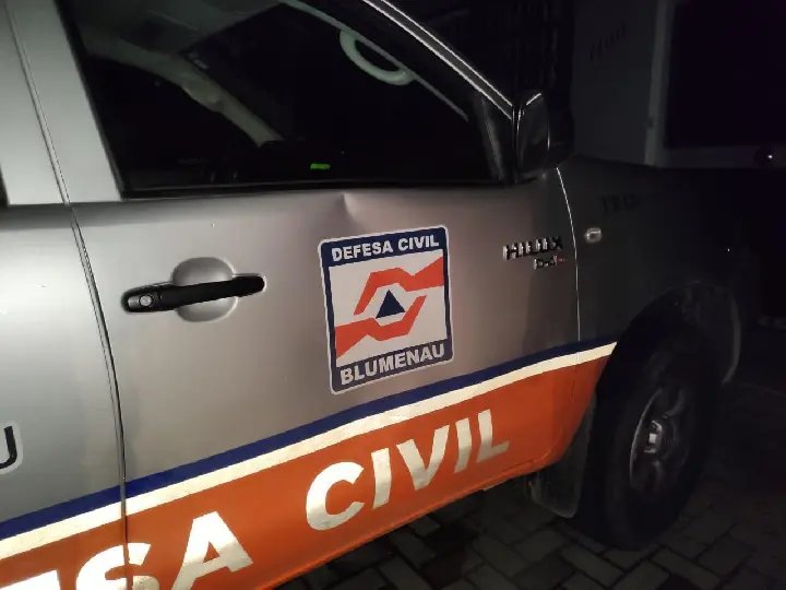  Covid-19: equipes que comp&otilde;em a for&ccedil;a-tarefa s&atilde;o agredidas