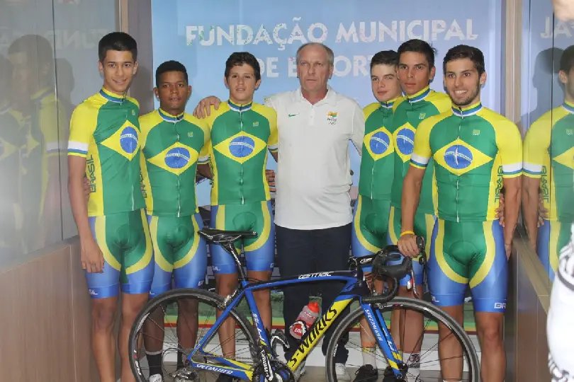 Seleção Brasileira de Ciclismo Junior faz período de preparação em Brusque