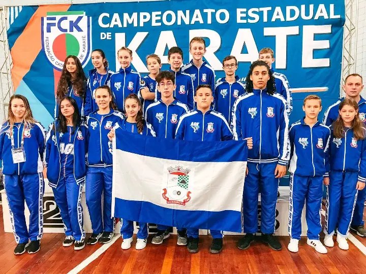 Guabiruba se destaca no Campeonato Estadual de Karate Divis&atilde;o "A"