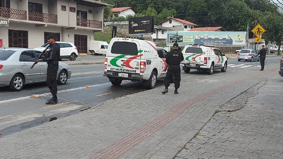 Tentativa de fuga em pres&iacute;dio de Blumenau, deixa uma pessoa morta  