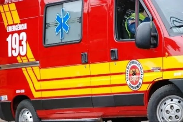 Motorista foge sem prestar socorro após acidente com motociclista