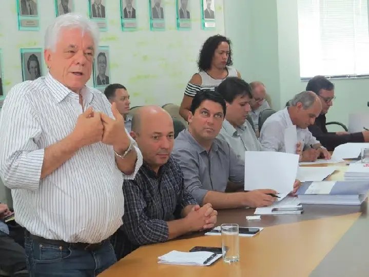 Comitiva de Brusque participa de reunião para alinhar aproximação com a Amfri