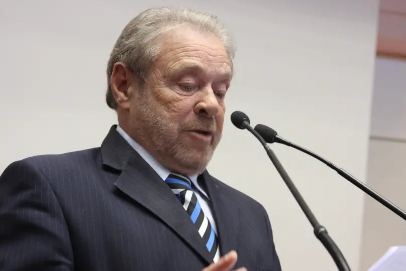 Ciro Marcial Roza pede exoneração do cargo