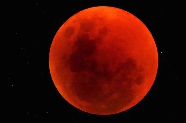 Eclipse da Lua pode ser visto hoje em todo o Brasil
