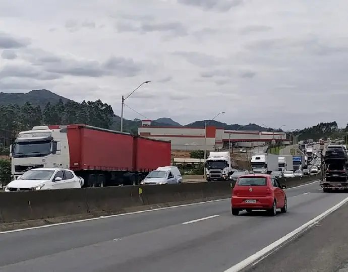 Aten&ccedil;&atilde;o: Pagamento de IPVA de ve&iacute;culos com placas final 0 vence neste dia 10 