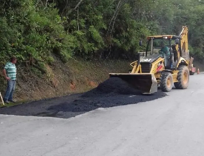 Prefeitura intensifica ações de tapa buraco
