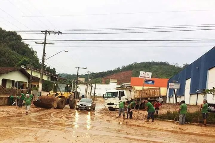 Prefeitura de Brusque notifica empresa que executou obras do PAC