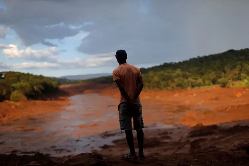 Número de mortos em tragédia de Brumadinho sobe para 142