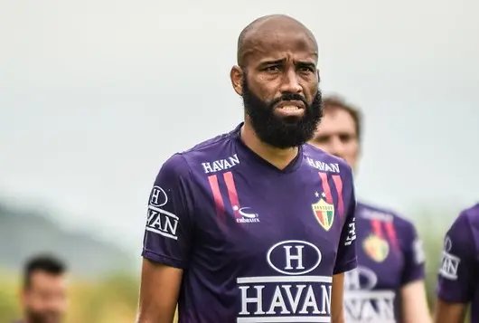Jogador anunciado segunda vai embora sem nem atuar pelo Brusque FC