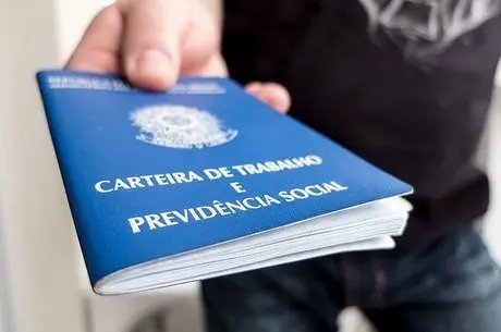 Sine disponibiliza quase 4 mil vagas de emprego em SC