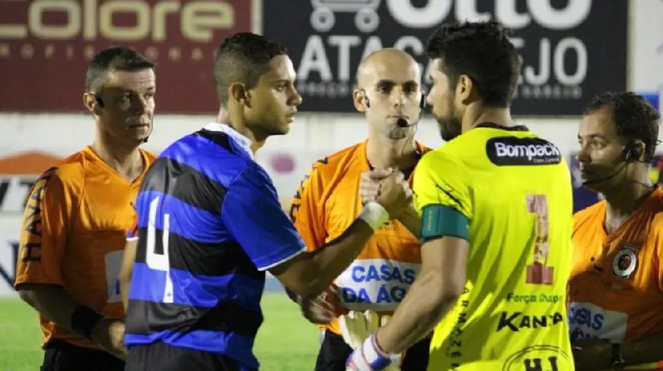 Bruscão inicia venda de ingressos para duelo com o Tubarão