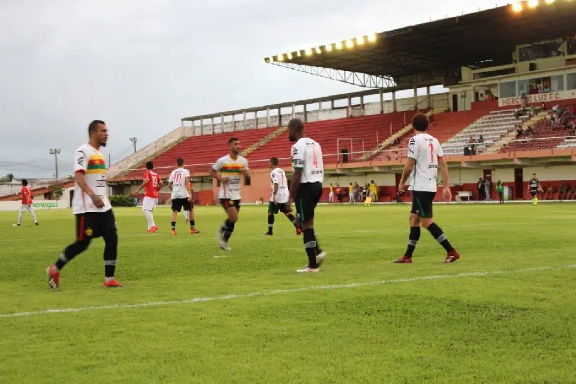 Brusque tenta reviver no Catarinense diante do Marcilio Dias