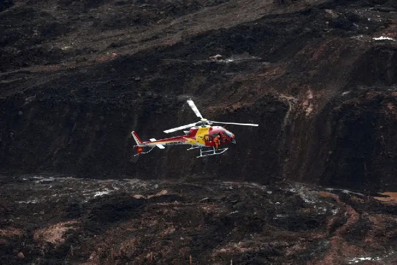 Bombeiros confirmam 34 mortes em Brumadinho