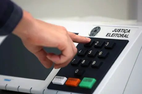 57 cidades escolhem hoje os novos prefeitos, duas em SC