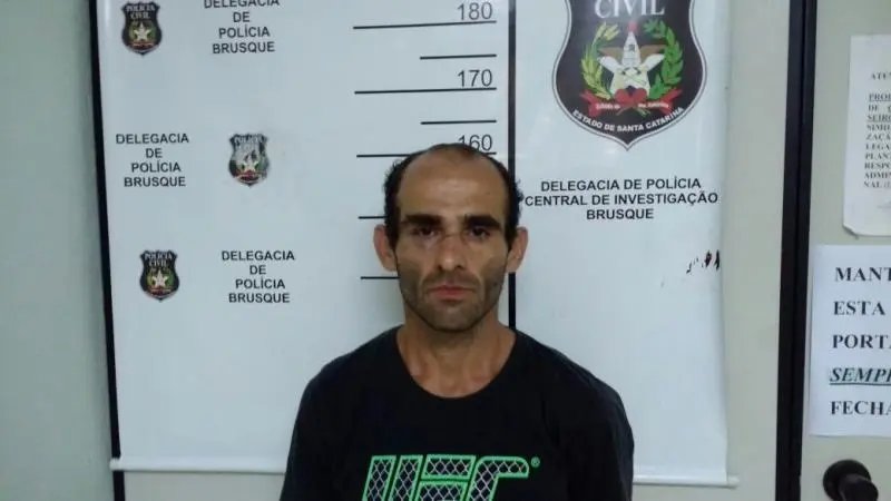 Outra vítima reconhece homem preso por furto