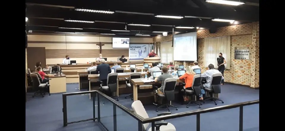 Consumo de &aacute;lcool e som automotivo nas pra&ccedil;as de Brusque est&atilde;o proibidos