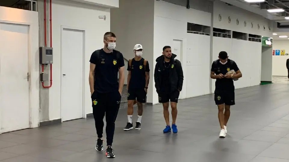 Brusque embarca para enfrentar o Cruzeiro em Minas Gerais