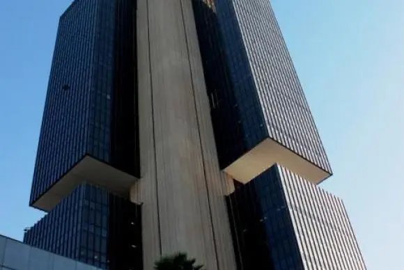 Mercado financeiro projeta inflação de 4,87% para 2017