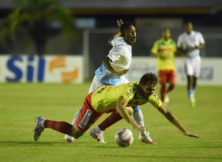 Brusque FC perde em Londrina e soma quatro jogos sem vencer