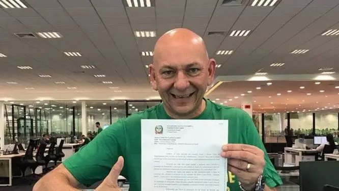 TSE rejeita ação do PT contra Bolsonaro e Luciano Hang