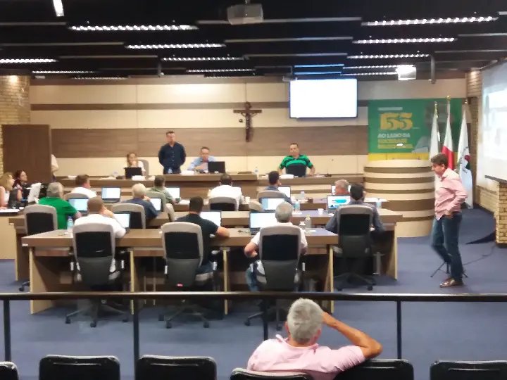 Câmara rejeita as três contas do ex-prefeito Ciro Roza