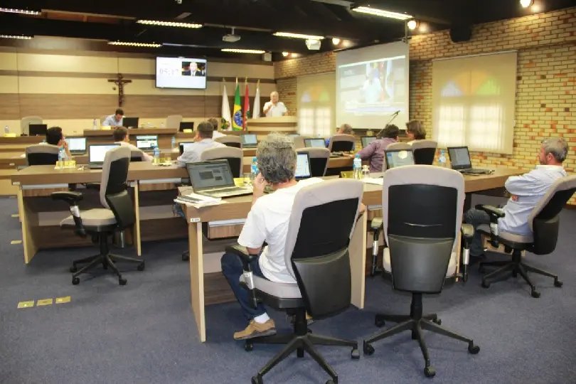Discursos em tom de despedida