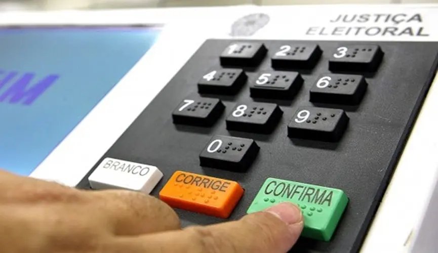 Mais de 100 mil est&atilde;o aptos a votar em Brusque, Guabiruba e Botuver&aacute;