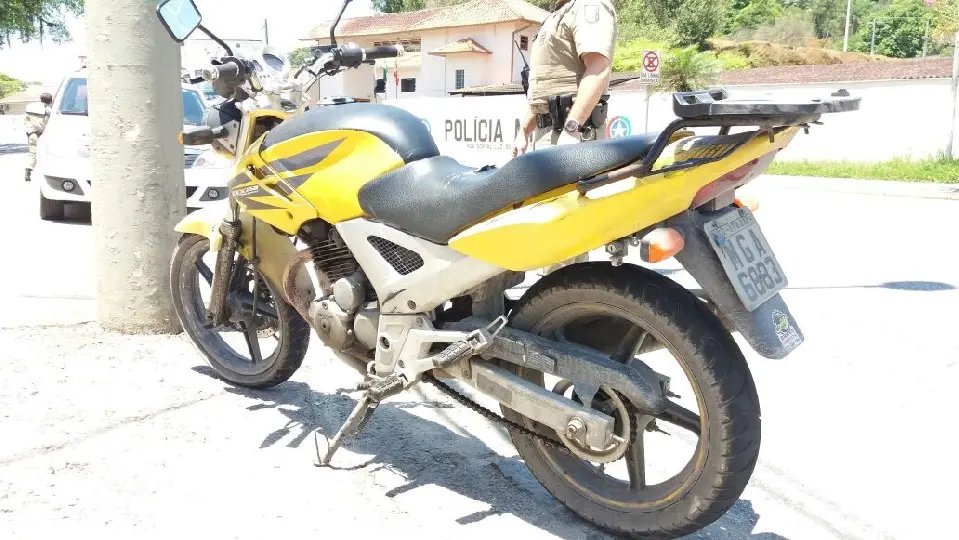 Rádio Cidade ajuda homem a achar moto roubada em Itajaí